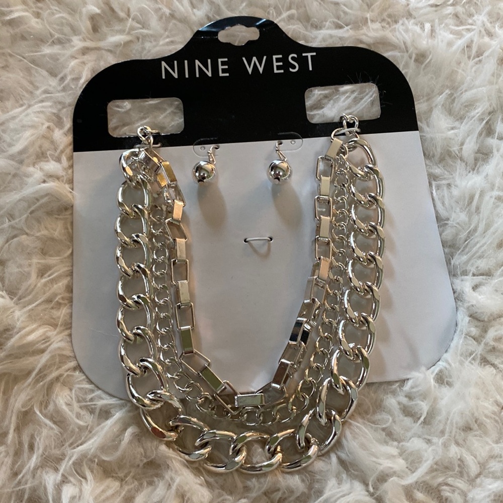 Nine West necklace and earring set.